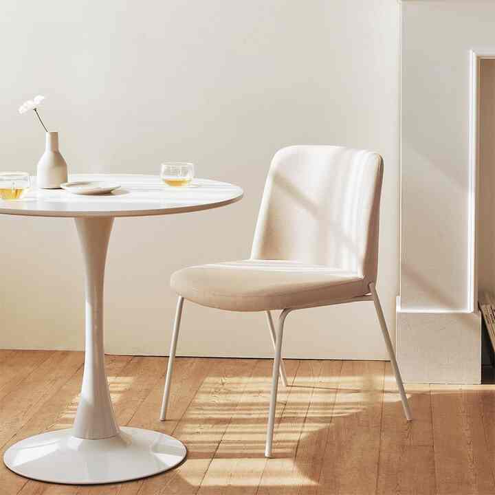 Mog ダイニングチェア［2色］