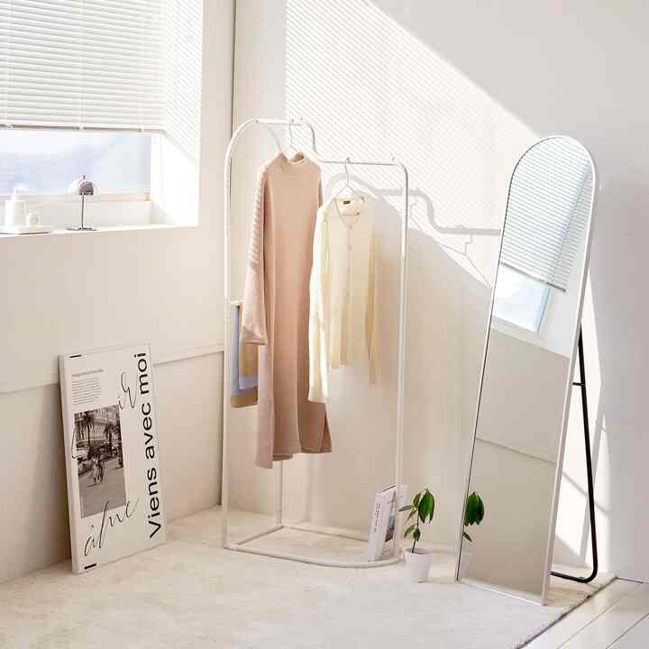 アーチ カーブ ハンガーラック［2色］