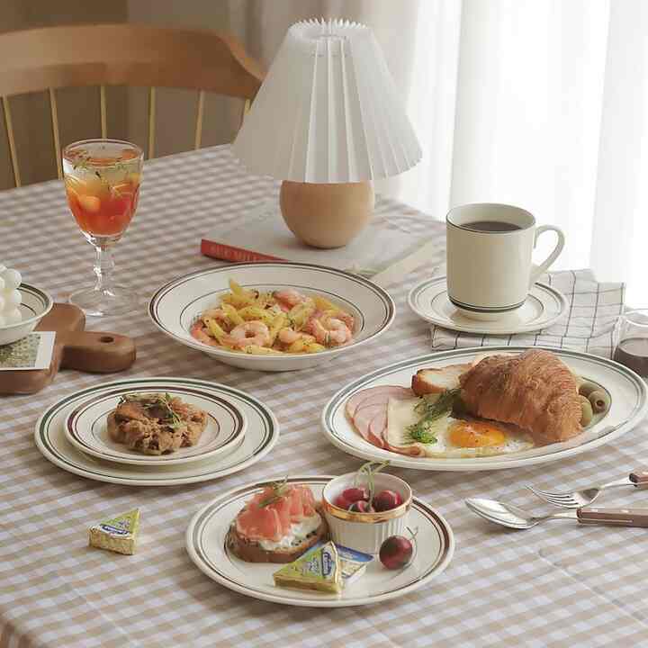 Romo 食器 4人用 17点セット