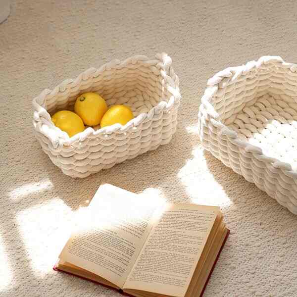 WEAVING 持ち手付き バスケット［2サイズ］