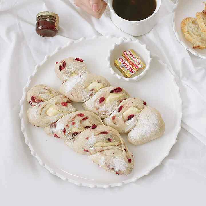 ROYAL VALE GUTTE プレート 30cm