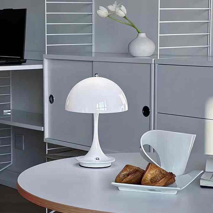 Mini Mushroom テーブルライト