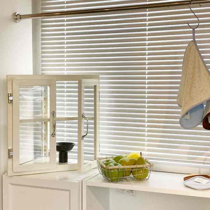 2段 コーナー型 キャビネット［2色］