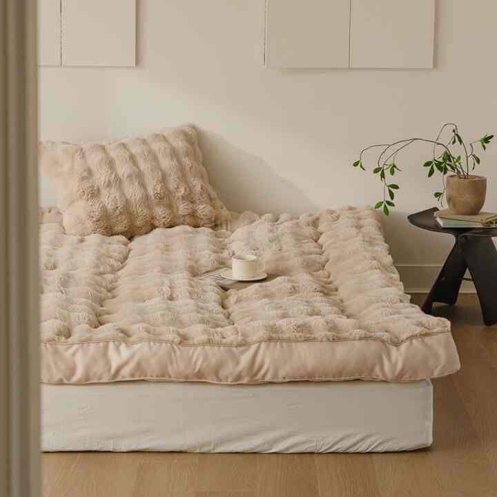 Mink bobble トッパー［3色・2サイズ］