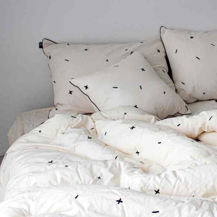 刺繡入り カバーのいらない布団セット［3色・2サイズ］