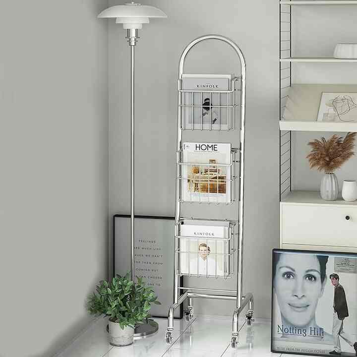 マガジンラック キャスター付き