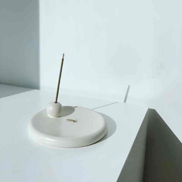 round ball ホワイト インセンスホルダー