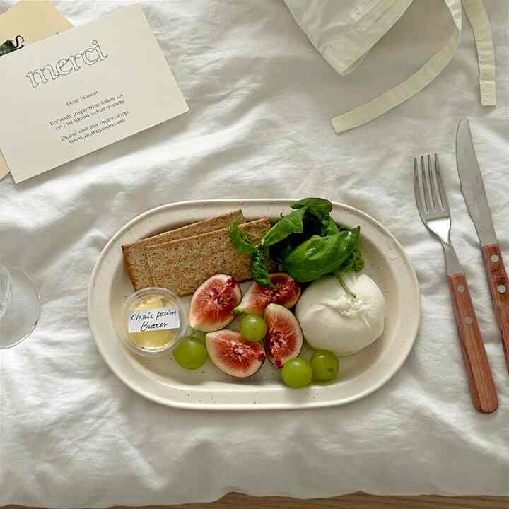 アイボリー＆ドット オーバルプレート L