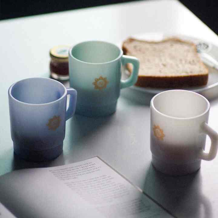 Heritage ミルクガラス マグカップ［3色］