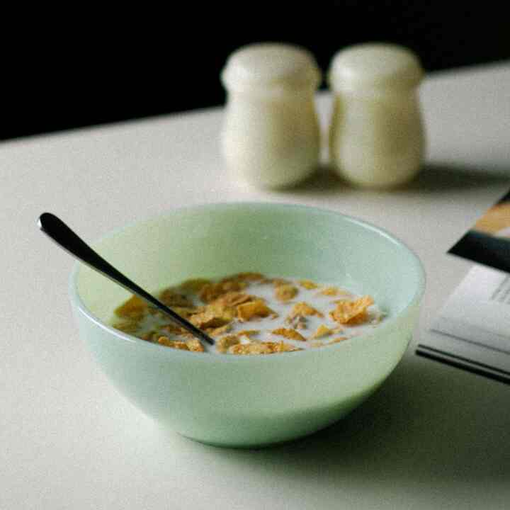 Basic ミルクガラス ボウル 14cm