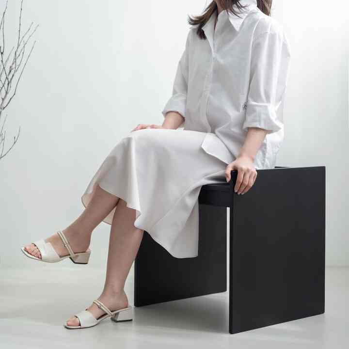 LOW チェア 01［2種］