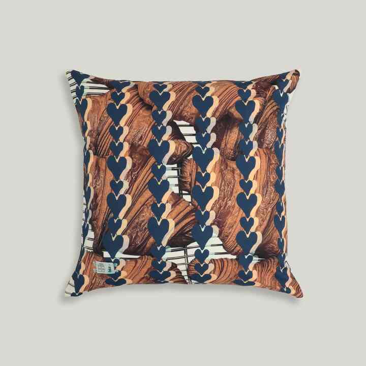 Lover's Croissant Cuveree クッションカバー