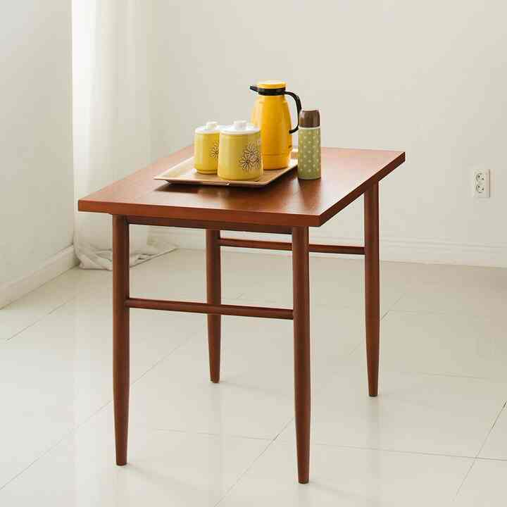 SKAGEN ダイニングテーブル S