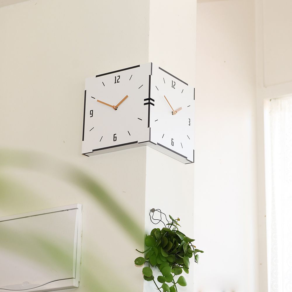 TIMEDECO コーナー 壁掛け時計 ホワイト ホワイト 木 全横サイズ 22cm