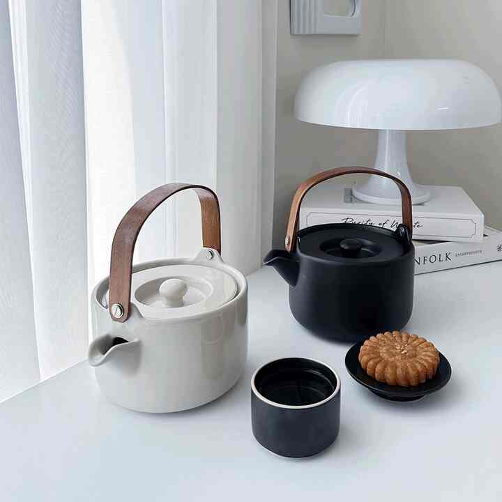 ウッド ラウンド セラミック ティーポット［2色］