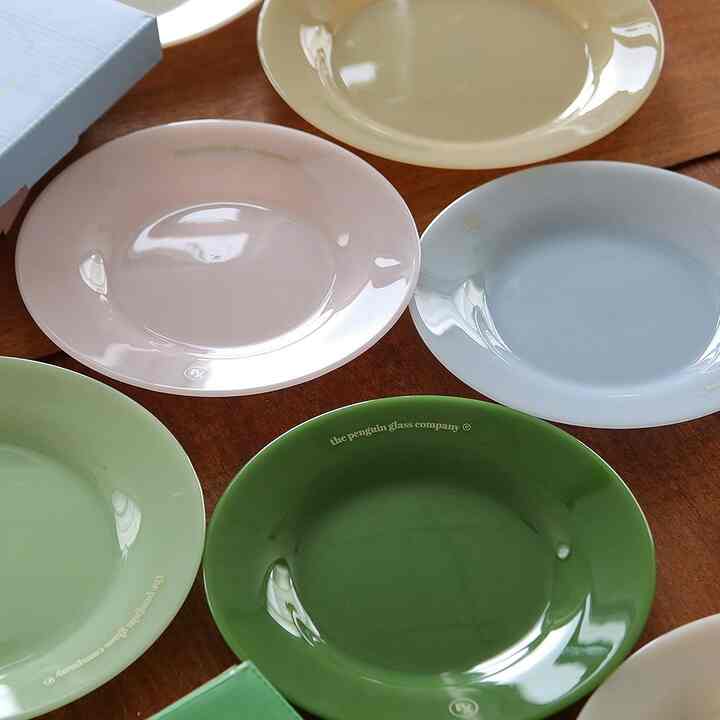 Penguin milkglass プレート［3色］