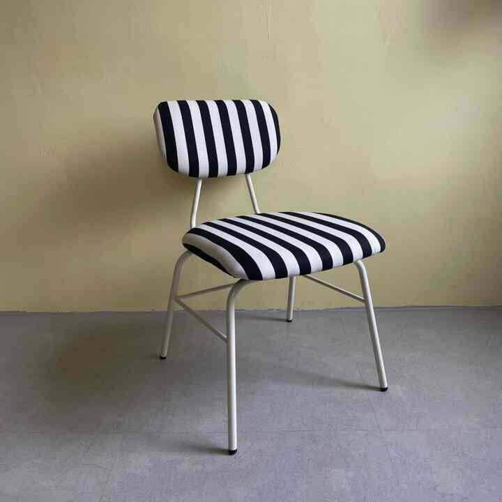 ストライプ B チェア［2色］