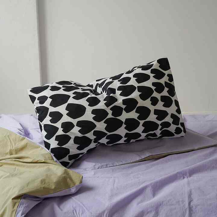 ブラックバニー 枕カバー［2サイズ］