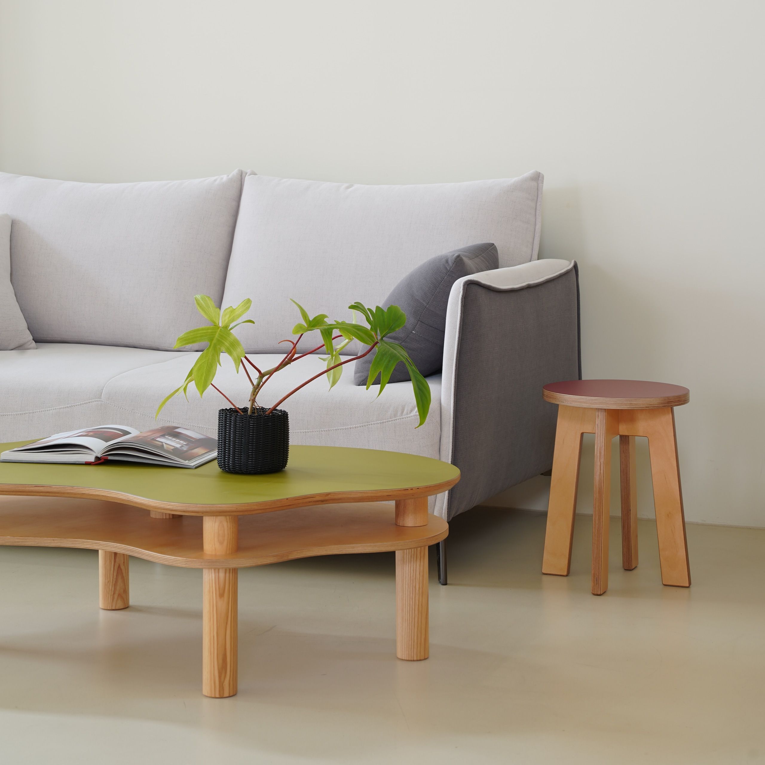 IKEA SVALSTA スヴァルスタ ネストテーブル2点セット イケア 【IKEA】SVALSTA/スヴァルスタ ネストテーブル2点セット