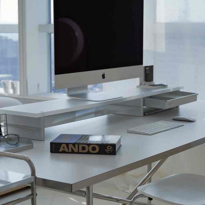 デュアル モニター台［2色］