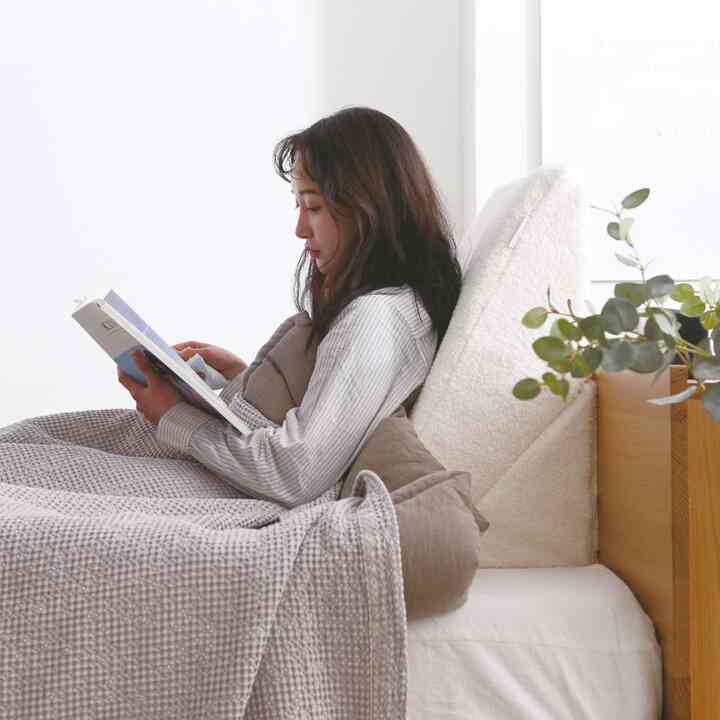 SIX MOTION クッション［4色］