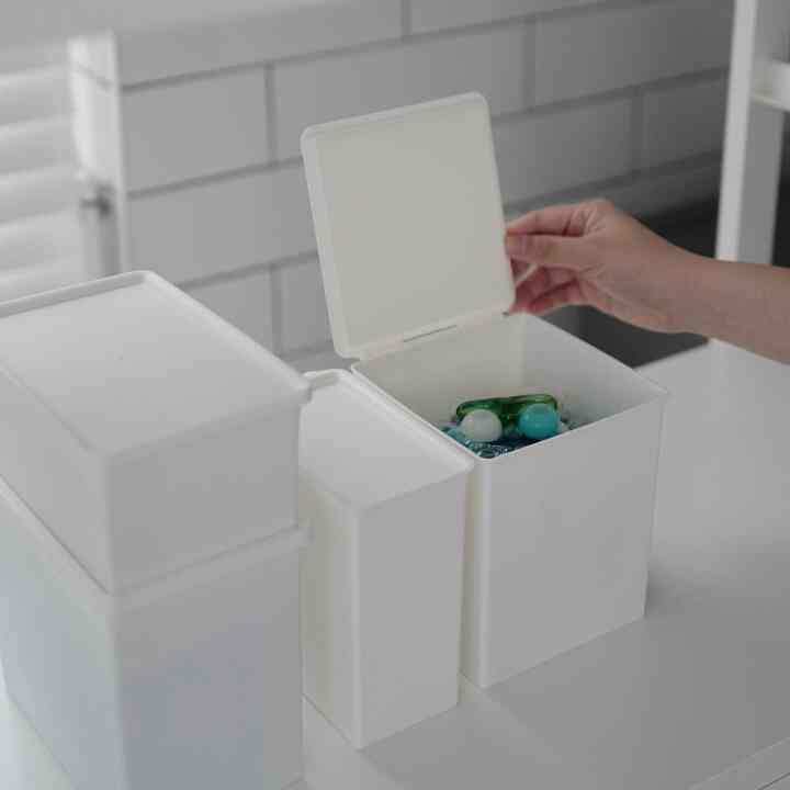 ホワイト ミニ 収納容器［2種・2サイズ］