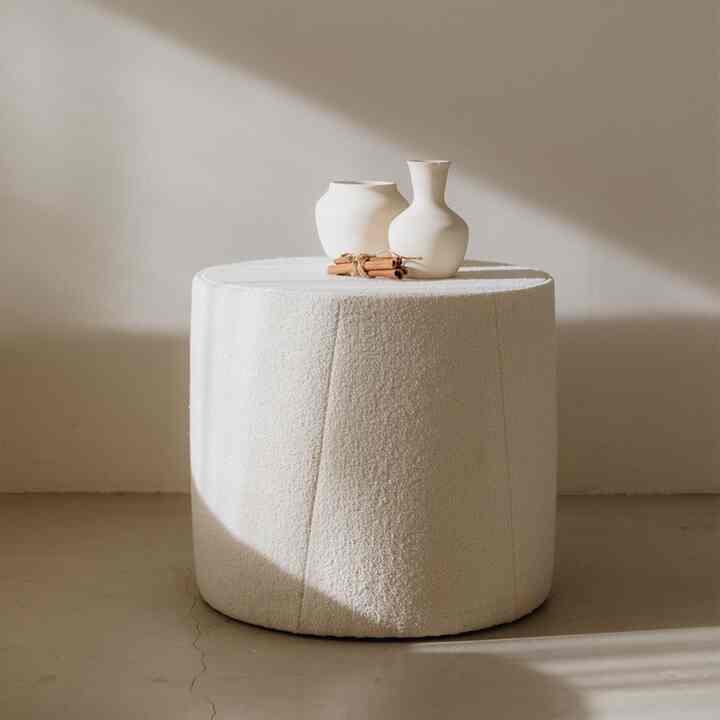 Boucle Alta ベッドスツール［2色］