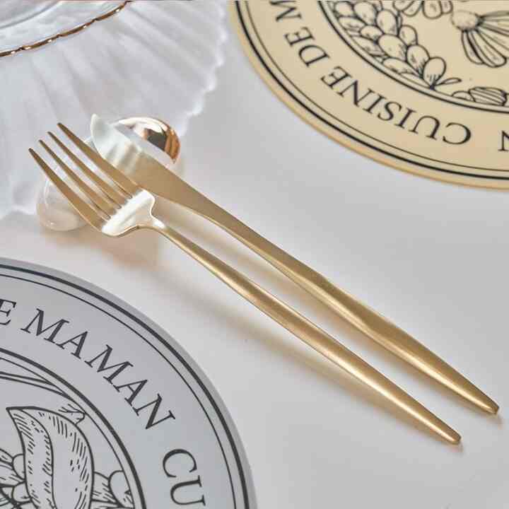 CUISINE DE MAMAN クラシック カトラリー 4人用 8点セット［2色］