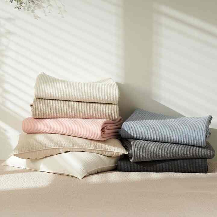 THE LINE ベッドパッド兼掛け布団［2種・6色・6サイズ］