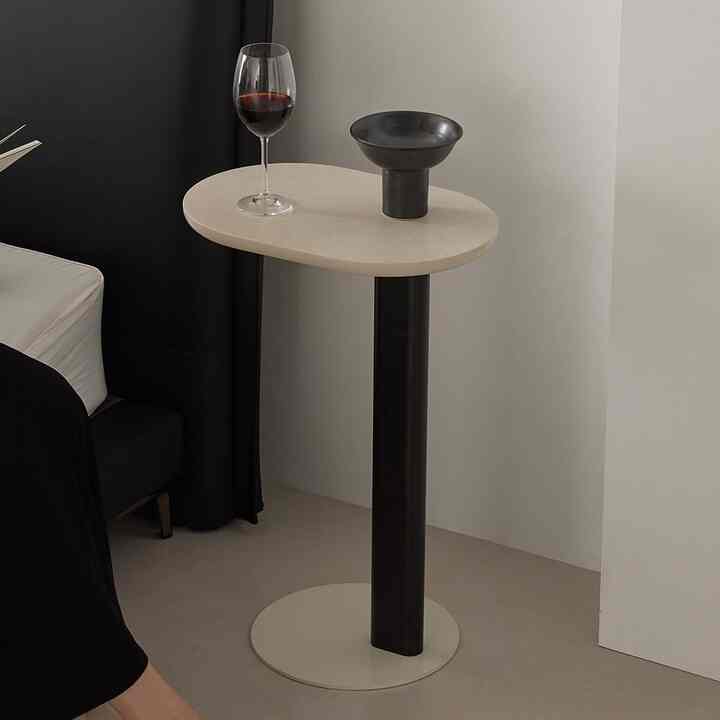 PEBBLE サイドテーブル［2色］