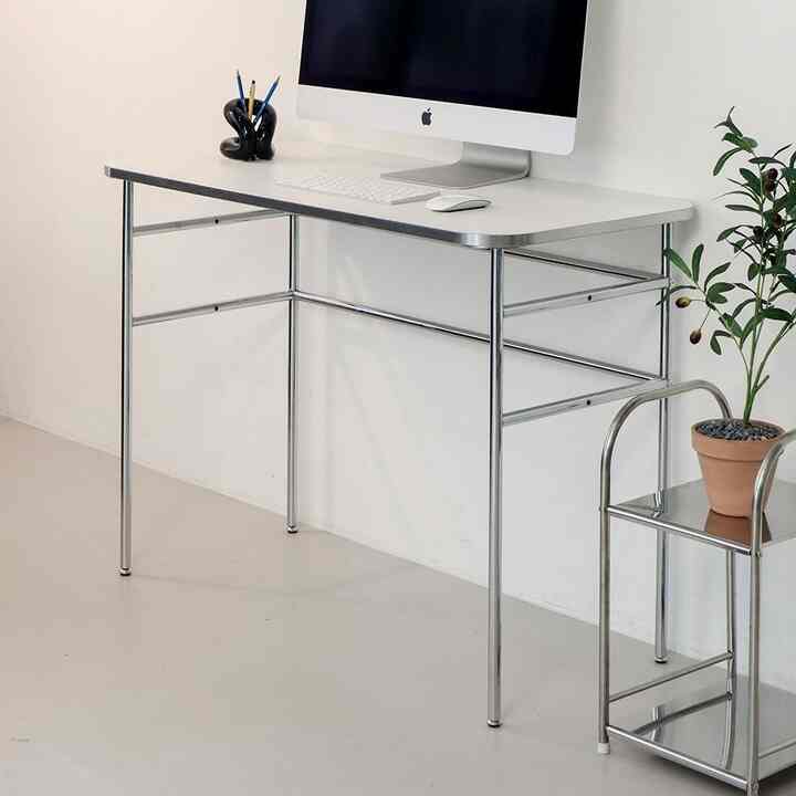 UABAN CHROM デスク