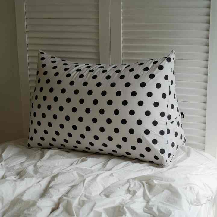 ドット 三角クッションカバー[2色]