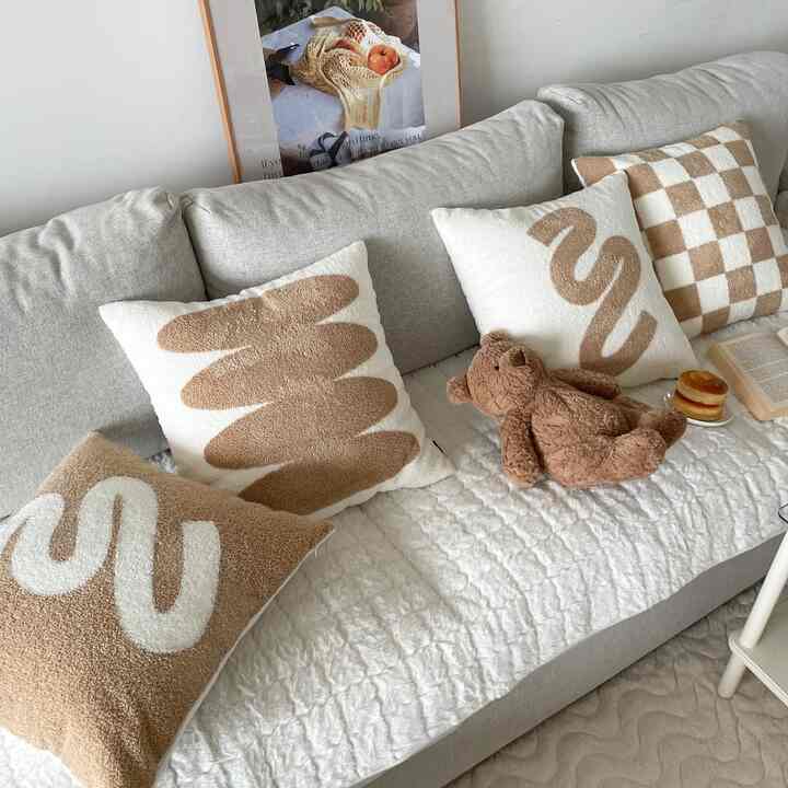 ベージュモダン刺繍クッションカバー[4色]