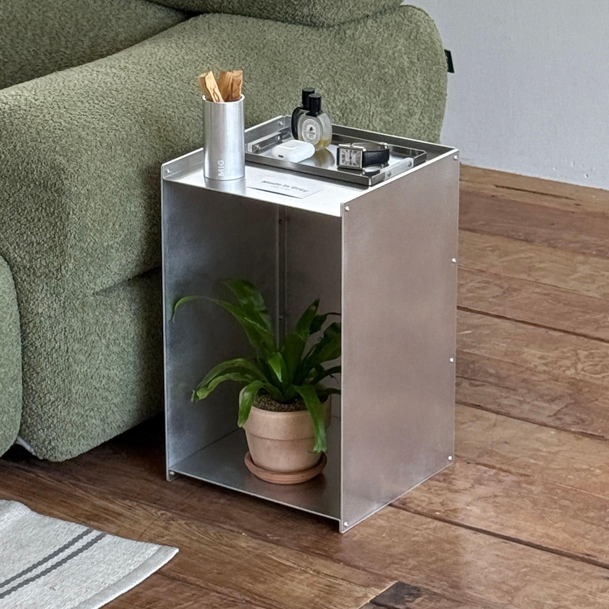 IKEA TULLSTORP トゥルストルプ キャビネット | Adjustable Shelves