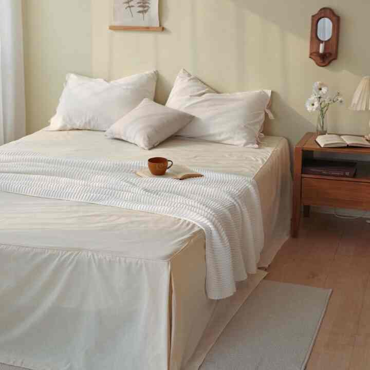 シンプルライン ホテル風 綿100% ベッドスカート［2色・2種・3サイズ］