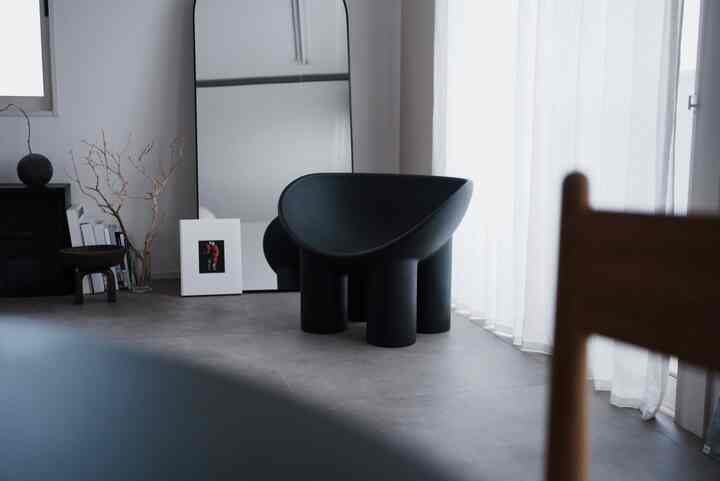 🇯🇵 2LDK｜控えめで簡素、静謐なインテリアを目指して