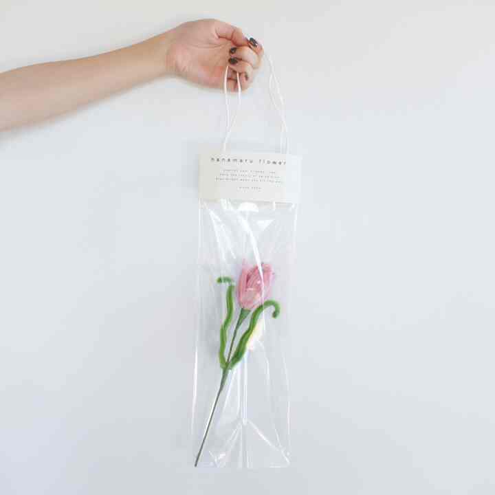 チューリップ 枯れないお花