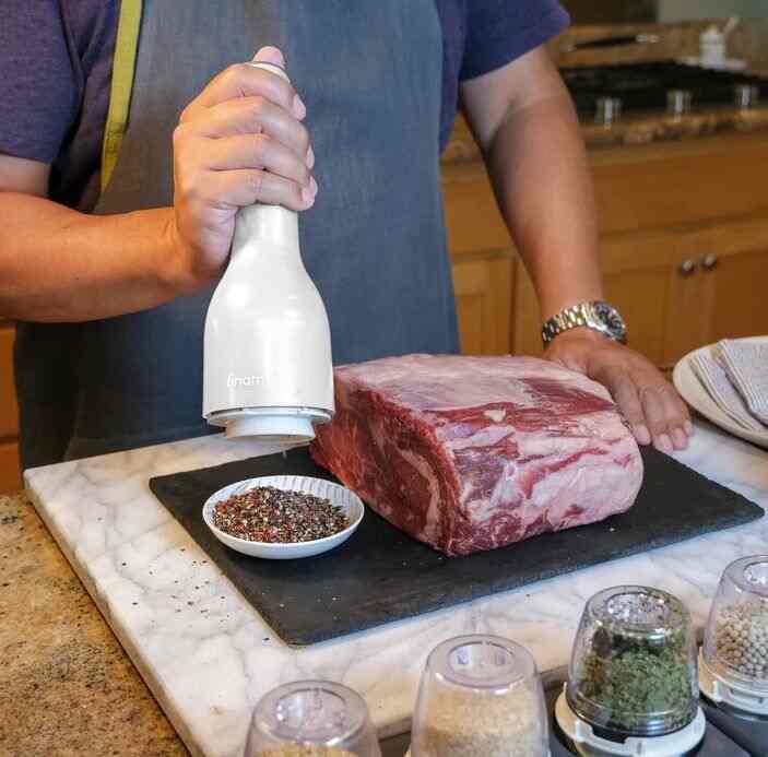 Battery Spice Grinder (7 colors)