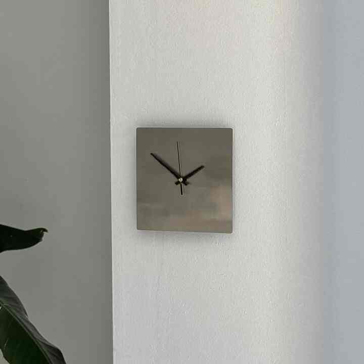 ステンレス 掛け時計 ラウンド スクエア 静音［2種］