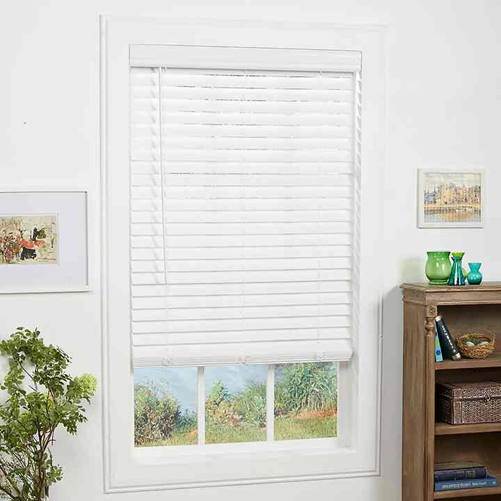 White Faux Wood Room Darkening Horizontal Blinds