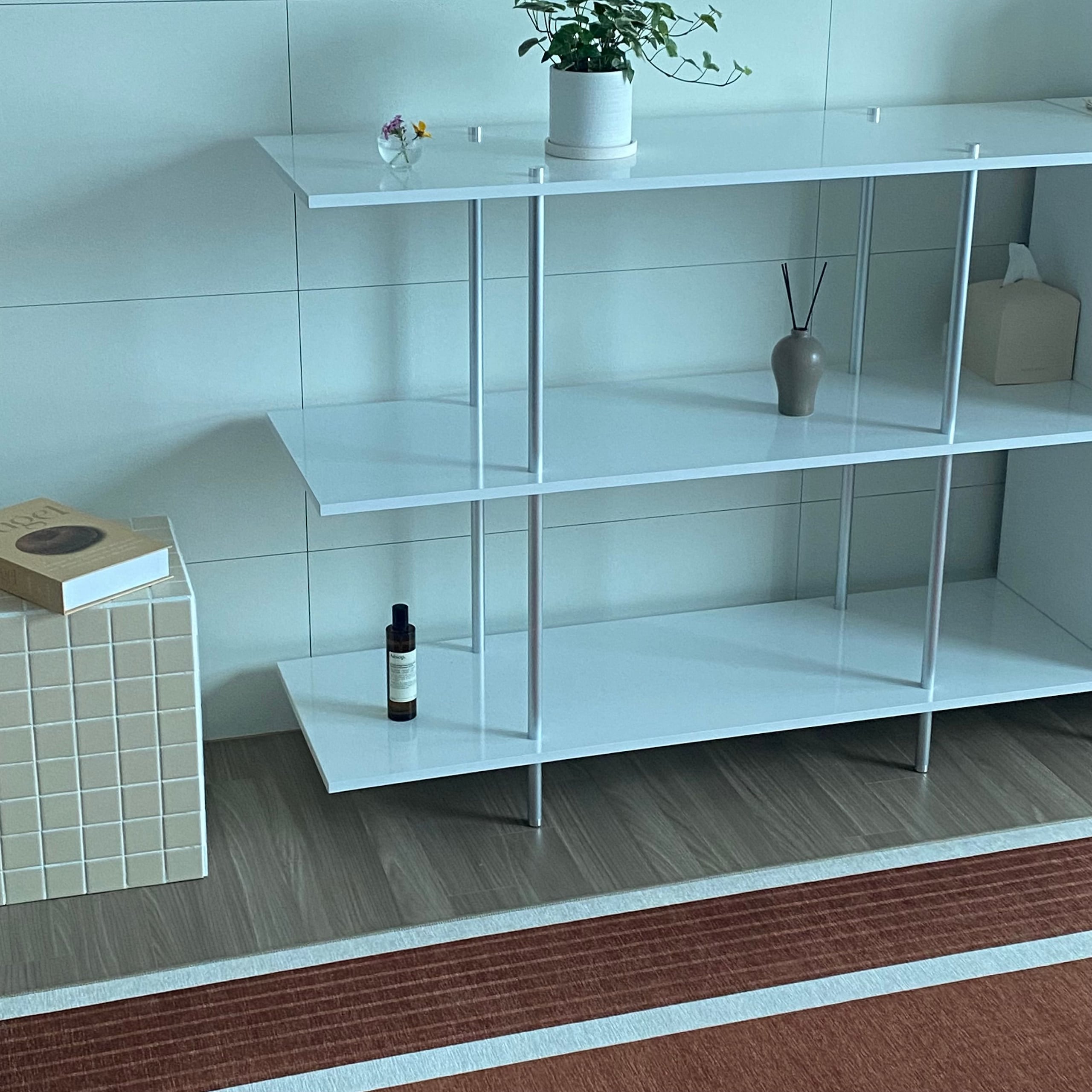 IKEA JÄRLÅSA イェルローサ ソファサイドテーブル キャスター付き［2色