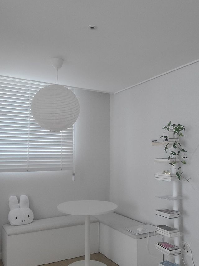 Low Cushioned Storage Bench user photo