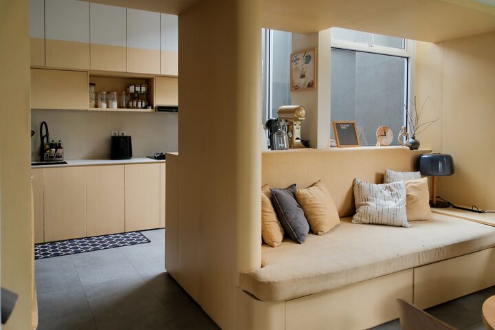 short form carousel card thumbnail