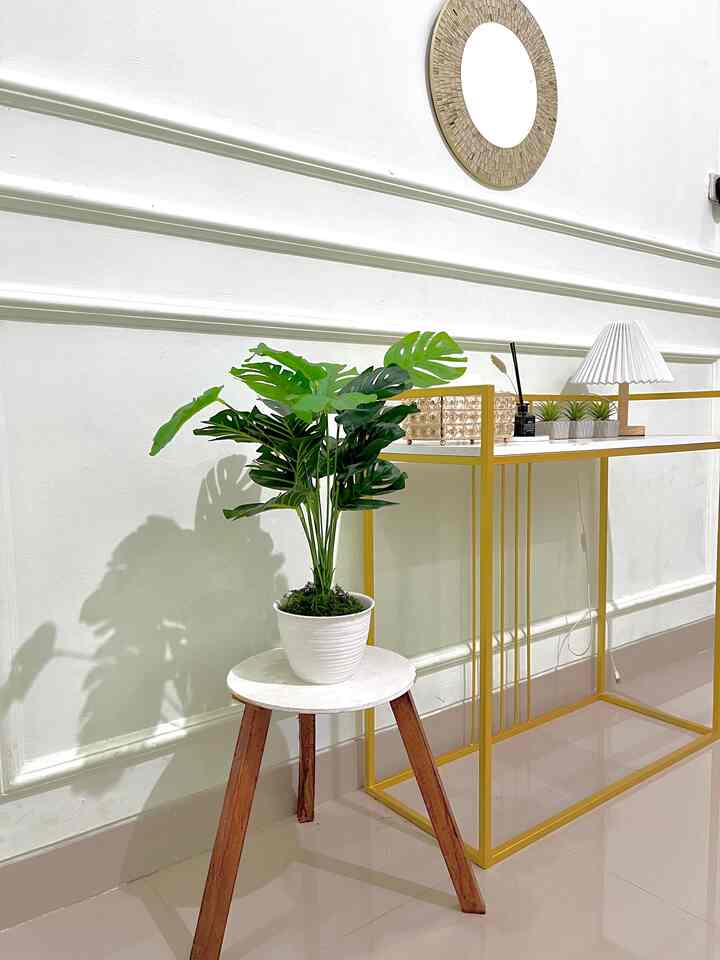 Welocome my home..
Sedikit dekorasi setelah masuk rumah aku kasih sedikit dekorasi diruangan.☺️


#ruanganaesthetic #welocomehome #inspirasiruangan #ruangtamu  #spotaesthetic #dekorasiruangan #dekorasiruangtamu 