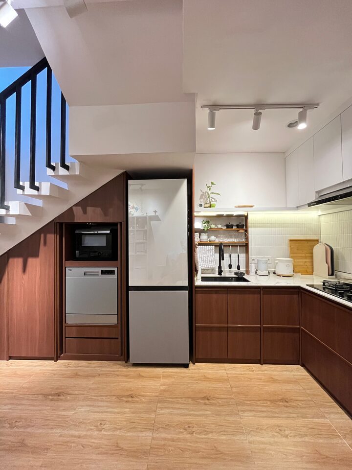 short form carousel card thumbnail