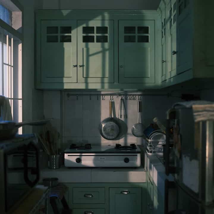 Dapur telur asin saya yang juga berfungsi sebagai teras kucing (menurut kucing saya)

#penataan dapur
#kitchendecorideas
#perombakan dapur
#dapur mint
#retro
#terinspirasi Jepang