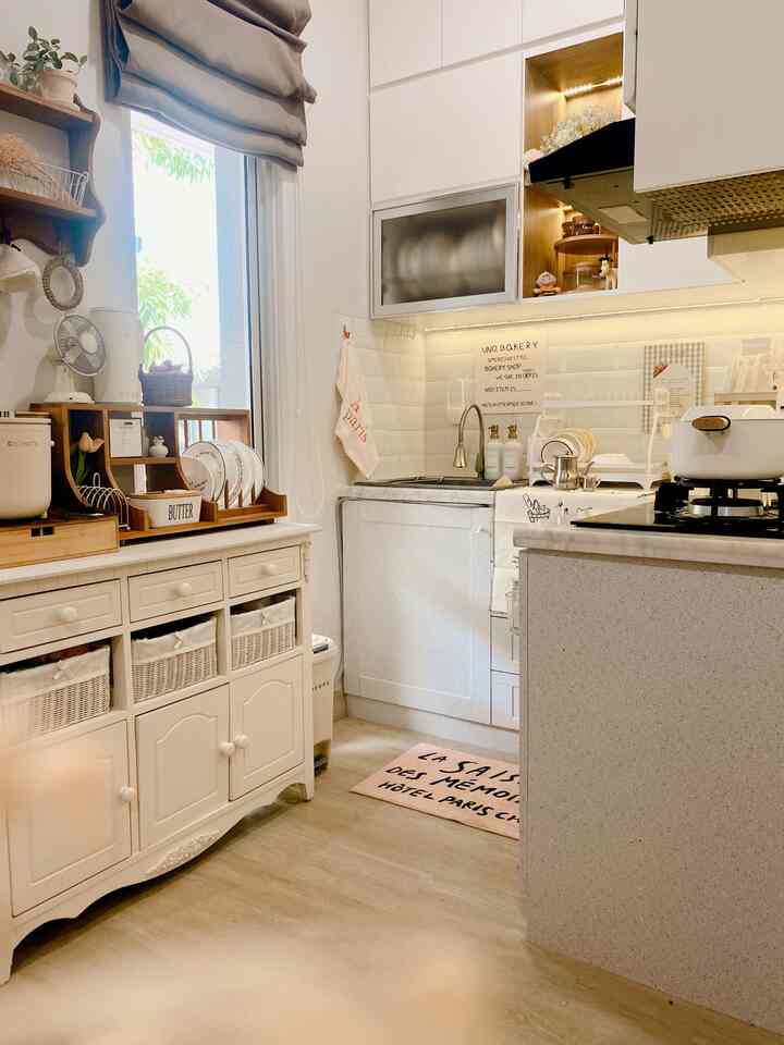 SAY Little Kitchen • dominates creamy colors, makes it look wider with a mix of modern and classic + touches of woody and terrazo in the kitchen cabinets + I really like beautiful Korean style plates 🫶🏻 so my favorite kitchen spot at SAY Little Home #kitchen #dapur #dapurkecil #dapurclassic #dapurminimalis #dapurmungil #terrazo #minimalis #homedecor #classic