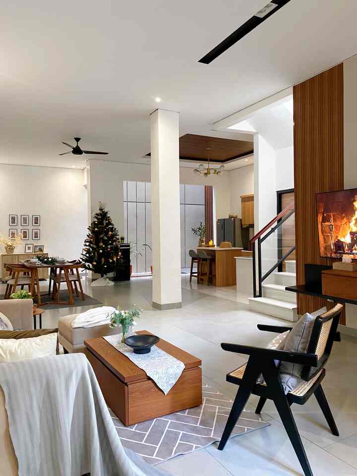 Bisa dibilang ruang keluarga adalah Ruangan paling estetik dirumah , dengan menonjolkan elemen dekorasi untuk mempercantik ruangan #aestheticroom
#aesthetichomedecor
#homestyling
#neutralhome
#rumahmodern
#homedecor