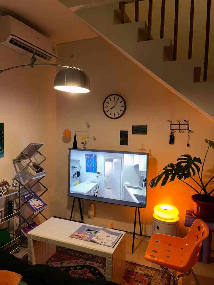 Kondisi ruang tamu di malam hari 🛋️
#getaran malam
#lampu suasana hati
#pertengahan abad modern
#ruang tamu
#livingroominpo
#dekorasi ruangan