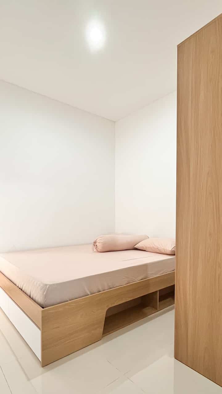 Kamar tidur Jepang kami

*Ukuran Ruang: 3x3m
#japandibedroom #bedroominspiration #japandi #dekoruma

